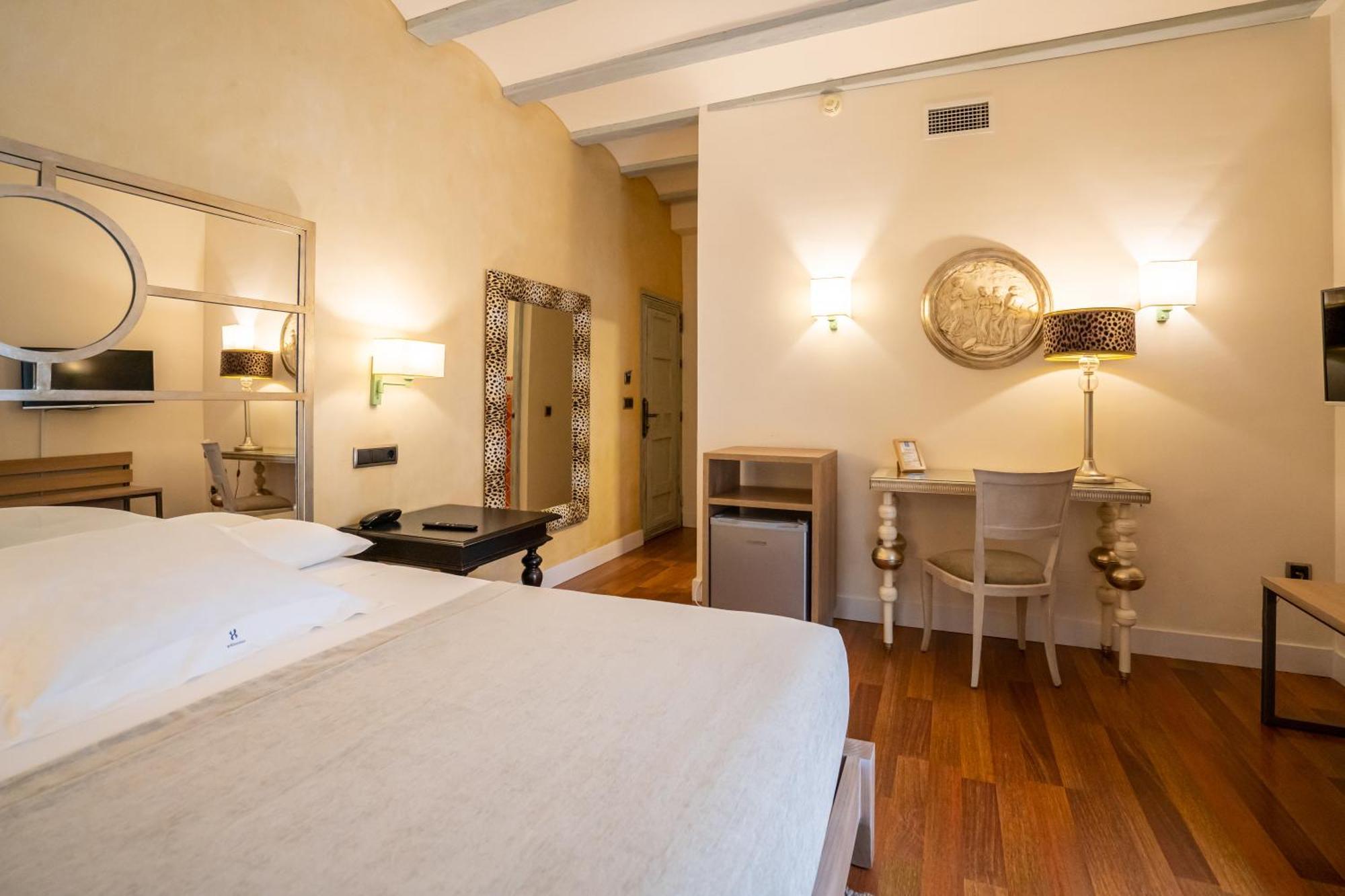 Yit La Casona Del Arco Hotel Baeza Buitenkant foto