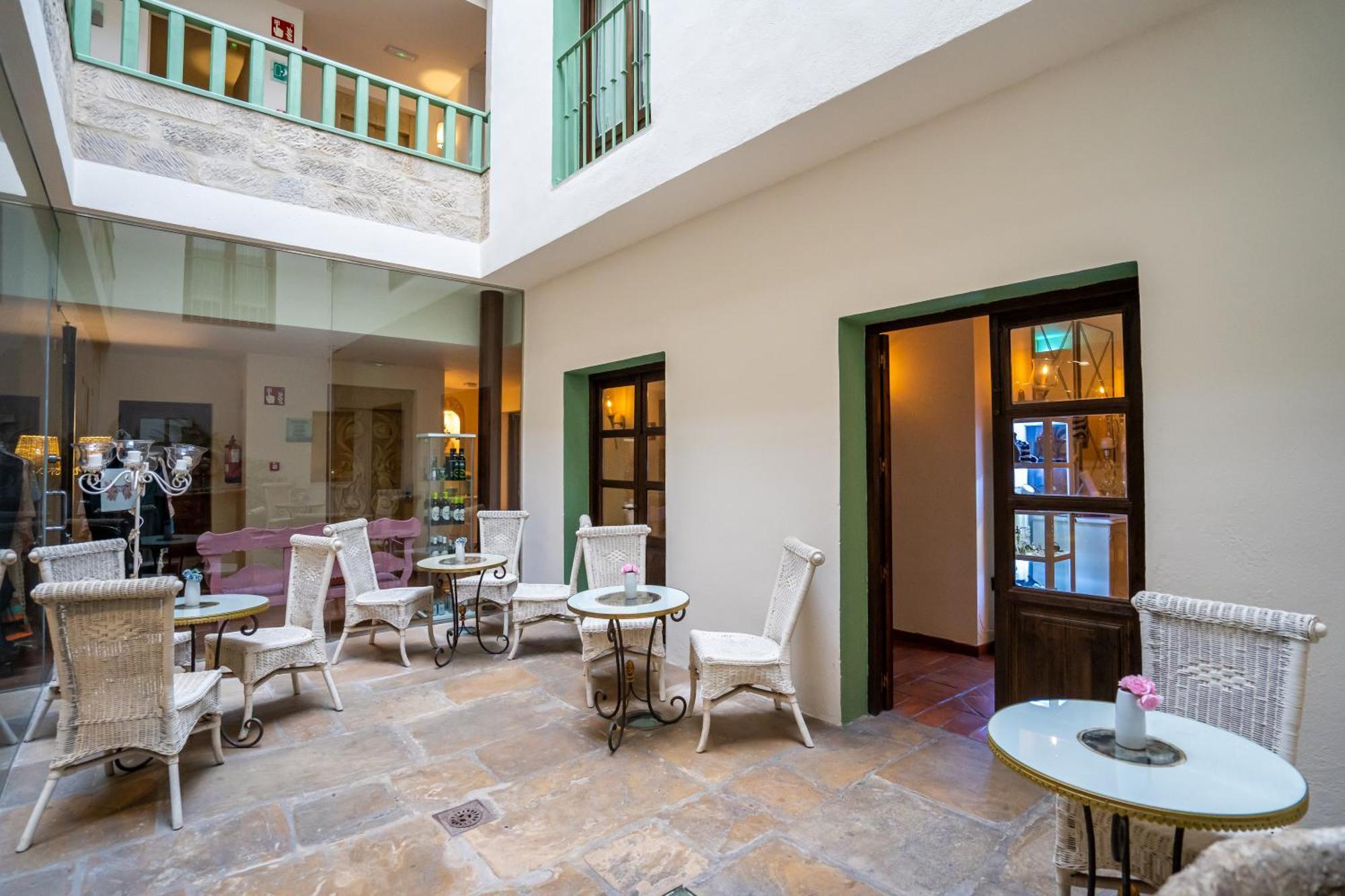 Yit La Casona Del Arco Hotel Baeza Buitenkant foto